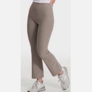 Vuori - Mid-Rise Elevation Slim Bootcut Pants Walnut Heather Size S